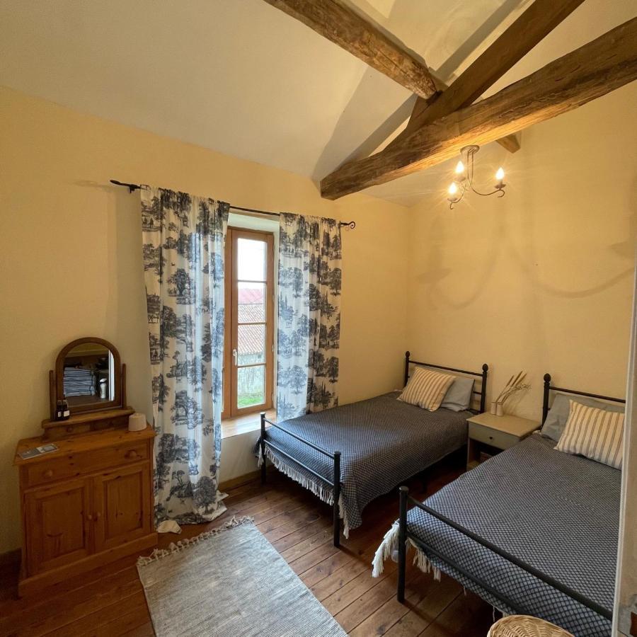 Beautiful Cottage With Private Plunge Pool/Hot Tub - 40 Mins From Puy Du Fou La Chapelle-Saint-Etienne Екстер'єр фото